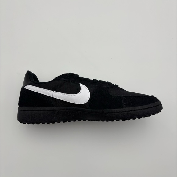 Men’s Nike Field General Black White Shoes. - Picture 7 of 8